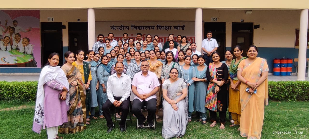 Two-day training workshop based on Hindi core subject organized at Hindu Senior Secondary School, Hansi